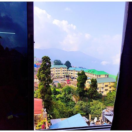 Hotel Premium Pitstop Near Railway Station Best Hotel In Darjeeling Darjeeling  Bagian luar foto