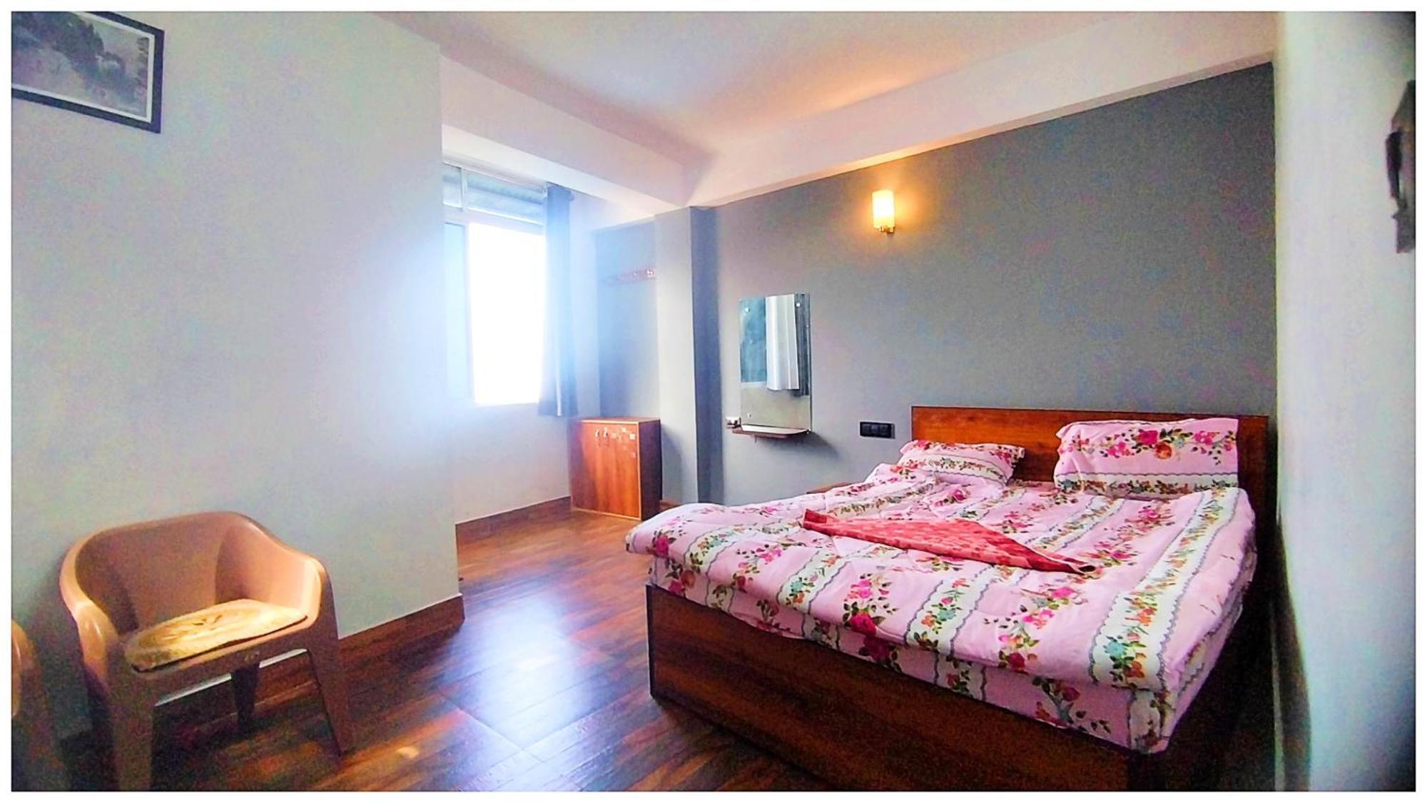 Hotel Premium Pitstop Near Railway Station Best Hotel In Darjeeling Darjeeling  Bagian luar foto
